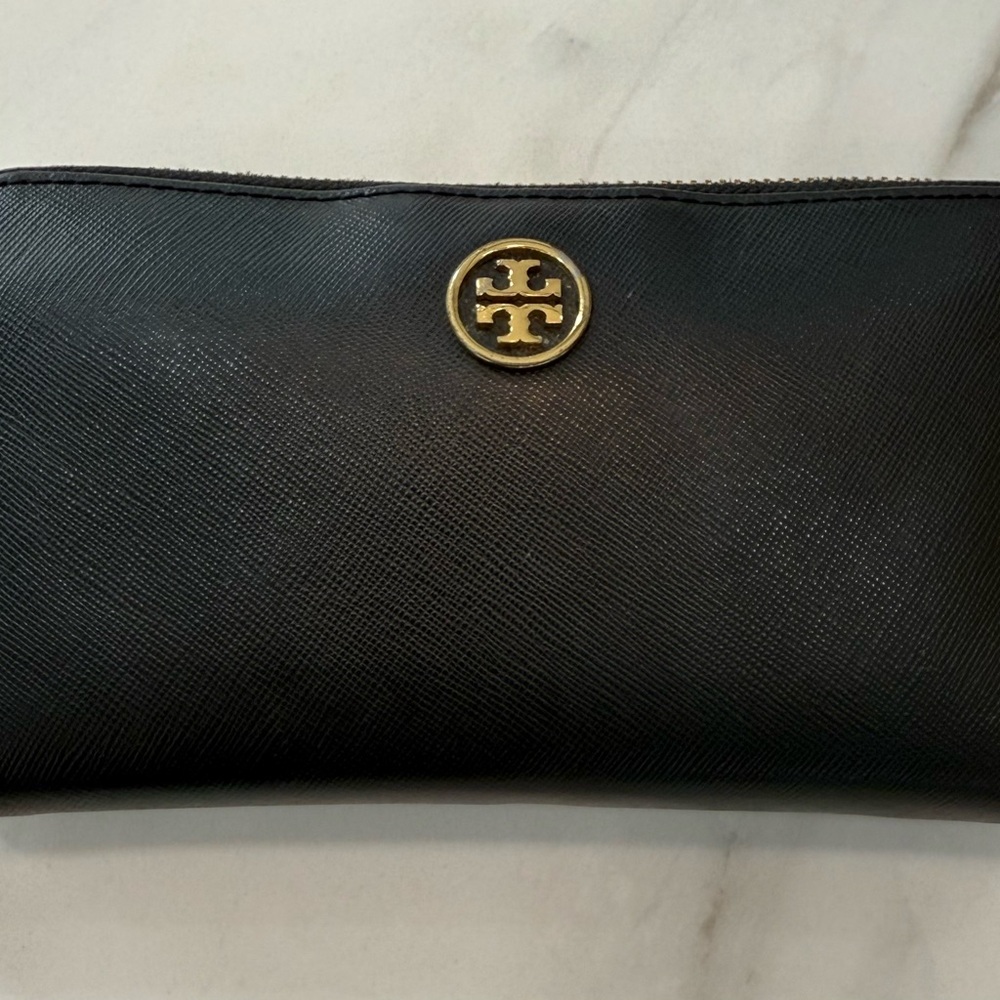 Tory Burch Black and Gold Key Card Holder